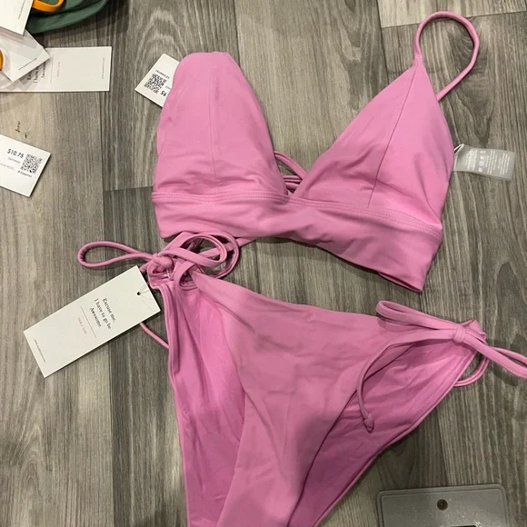 Pink Bikini Set - Picture 2 of 2